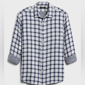 Men’s Banana Republic button down. Size small. Excellent condition